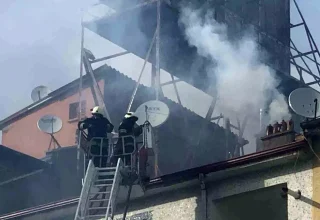 Karaman’da Çatı Katında Yangın Korkuttu