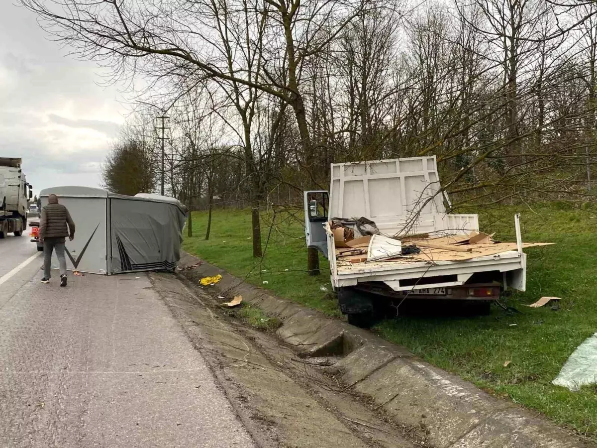 Kartepe’de Trafik Kazası: 2 Yaralı