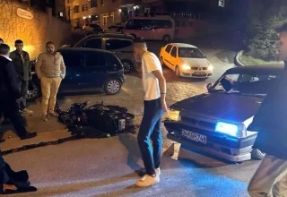 Kastamonu’da Motosiklet ile Otomobil Çarpıştı: 2 Yaralı