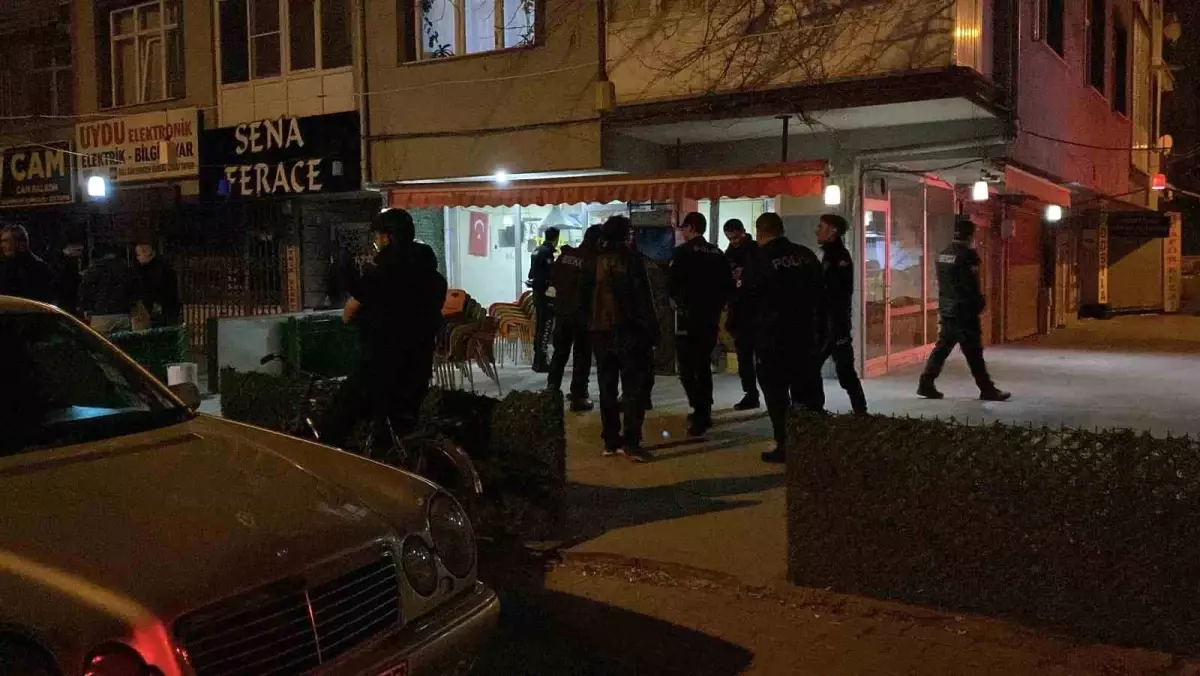 Konya’da Çayevine Torpil Atan İki Çocuk Darp Edildi