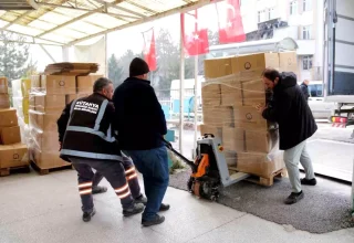 Kütahya OSB, İhtiyaç Sahibi Ailelere 400 Ramazan Kolisi Dağıttı