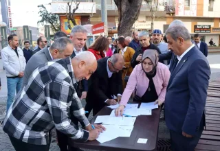 Memur-Sen’den ‘Aileyi Koruma’ İçin Anayasa Değişikliği İmza Kampanyası