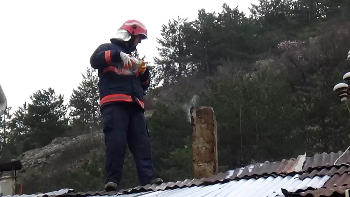 Mudurnu’da Baca Yangını İtfaiye Ekipleri Tarafından Kontrol Altına Alındı