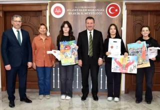 Resim ve şiir yarışmalarında dereceye giren öğrenciler ödüllendirildi