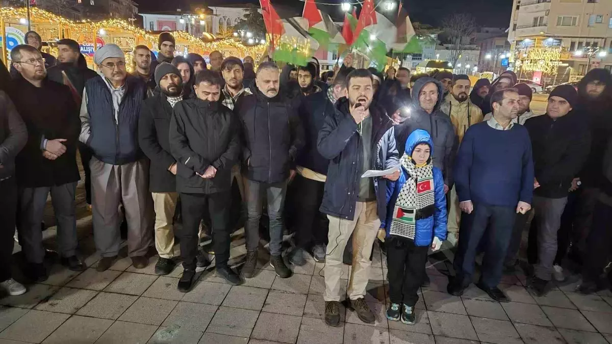 Tekirdağ’da Vatandaşlar Gazze İçin Protesto Düzenledi