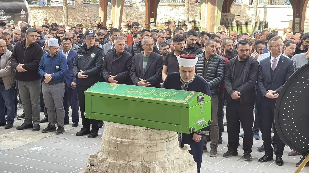 Tokat’ta 6. kattan düşen 2 yaşındaki bebek hayatını kaybetti