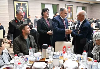 Vali Özkan, şehit aileleri onuruna iftar programı düzenlendi