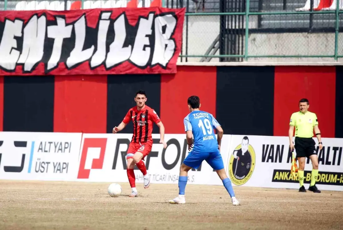 Vanspor FK ve Ankara Demirspor 1-1 Berabere Kaldı